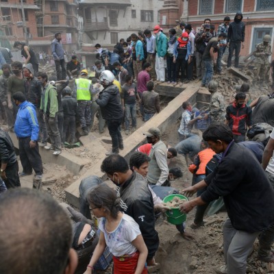  El terremoto en Nepal deja ya 2.300 muertos