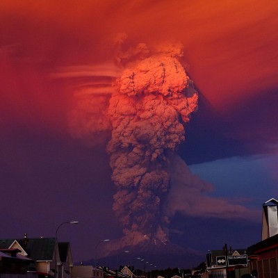 Emergencia al sur de Argentina por erupción de volcán chileno
