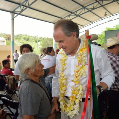  Recibe JMC “bastón de mando” durante su visita a Tampamolón