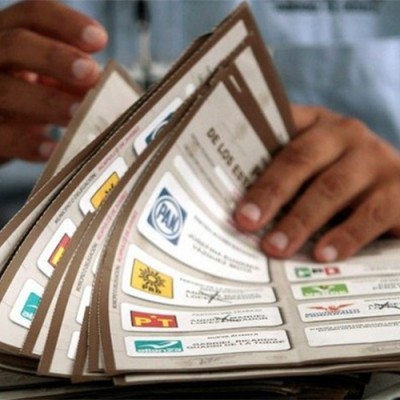  Consejeros del INE rechazan fracaso de reforma política
