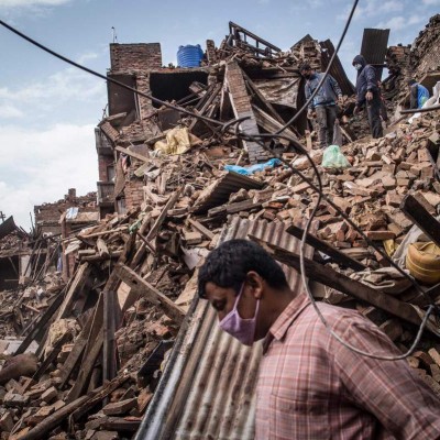 Vive Nepal la mayor tragedia de su historia