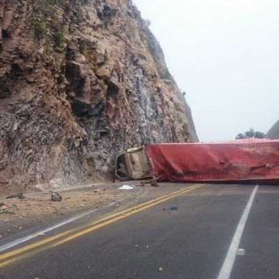  11 muertos en accidente en Carretera Rioverde-Ciudad Valles