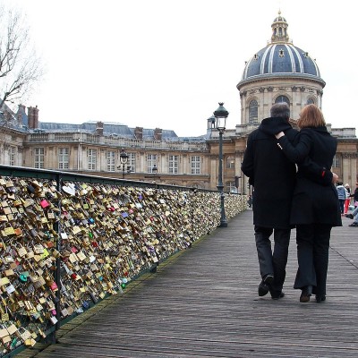  París retira de forma definitiva los ‘candados del amor’ del Pont des Arts