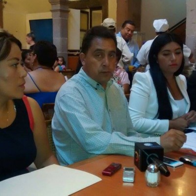  Denuncian intromisión de alcaldesa en elecciones