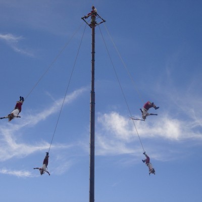  Voladores de Papantla en el Festival Glastonbury