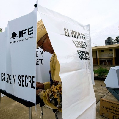 Coronavirus afectaría elecciones de 2021; INE prepara opciones