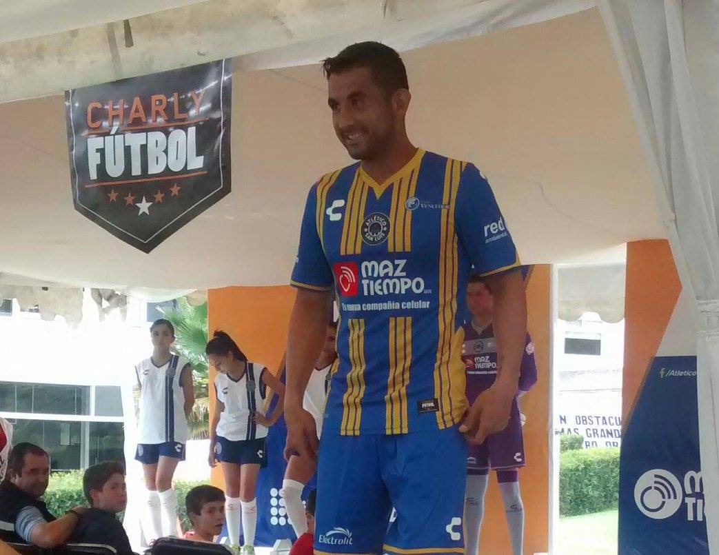 Presentan nuevo uniforme del Atlético San - Astrolabio