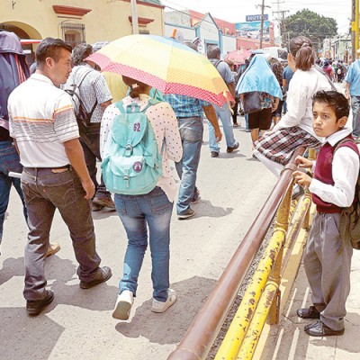  Empresarios piden frenar a la CNTE; invertirán 33 mil mdd en 2015