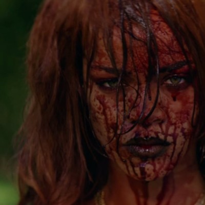  Sangre, desnudos y violencia en nuevo video de Rihanna