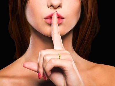  Infieles al descubierto: hackean sitio web de citas extramaritales