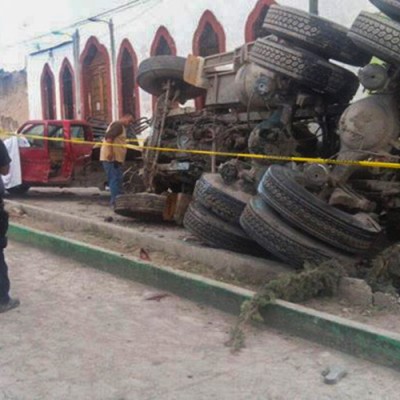  VIDEO: Camión atropella a peregrinos en Zacatecas; 25 muertos