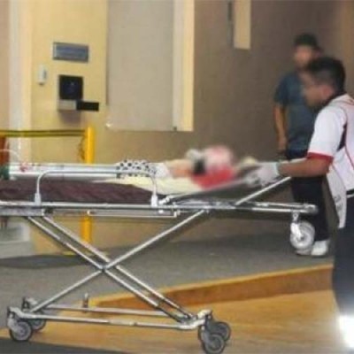  Niños juegan a los sicarios con pistolas de verdad; un herido