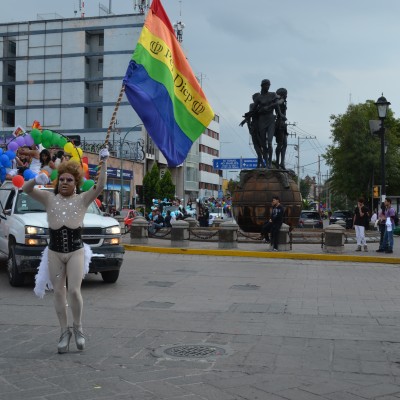  Comunidad LGBTTTI marchó en SLP (Galería 1)