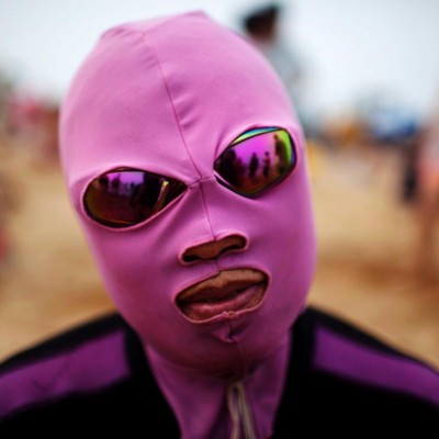  Facekinis, moda en playas de China para preservar palidez de la piel