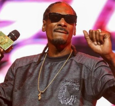  Incautan miles de dólares al rapero Snoop Dogg en Italia