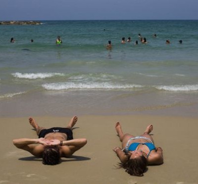  5 consejos para proteger la piel de lesiones por el sol extremo de las vacaciones