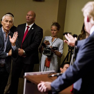  (Video) Trump echa a Jorge Ramos, periodista, de conferencia de prensa