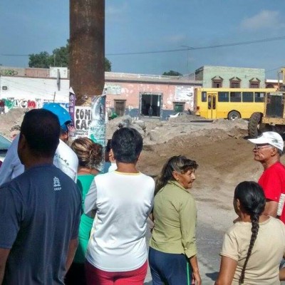  Con manifestación vecinos denuncian incumplimiento de SEDUVOP