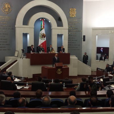  Carreras tomará protesta en el Centro de Convenciones, obra marcelista