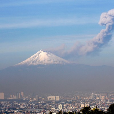  Popocatépetl registra más de dos horas de tremor