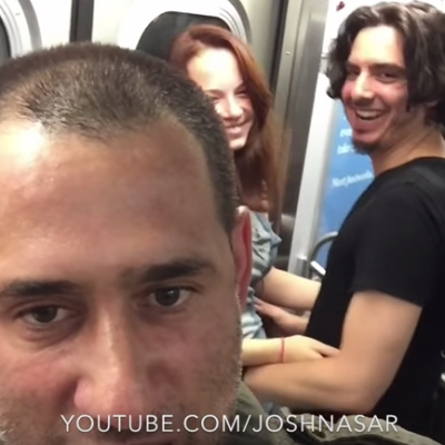  VIDEO: Ridiculiza a ‘amorosa’ pareja en el metro de NY