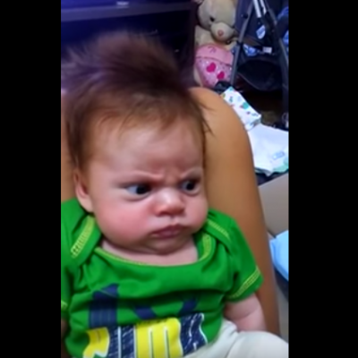  Bebé enojado que nadie puede hacer reír es furor en red