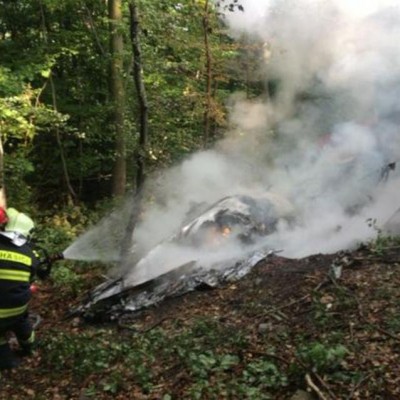  Chocan dos aviones de paracaidistas en Eslovaquia