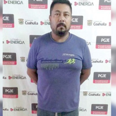  Viola a su hija de 25 años