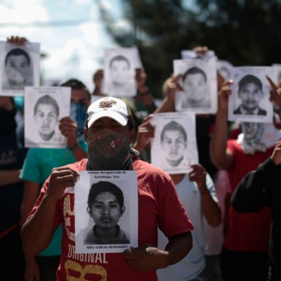  Los cuatro temas que abordará Peña en reunión con padres de normalistas