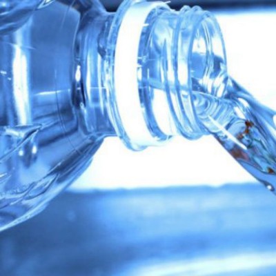  ¿Es seguro reutilizar las botellas de agua?