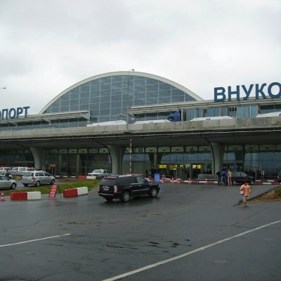  La familia sirio-iraquí que vive desde hace un mes en aeropuerto ruso