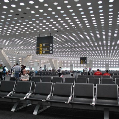  Las niñas fantasma del aeropuerto de México