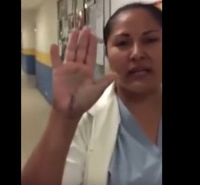  (Video) Enfermera obligada a trabajar con mano recién operada; denuncia riesgo de infección