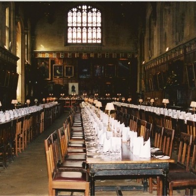  El comedor Hogwarts abre para Navidad