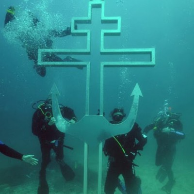  Construyen iglesia submarina en Crimea