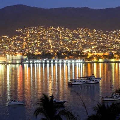  Firman convenio para el rescate de Acapulco