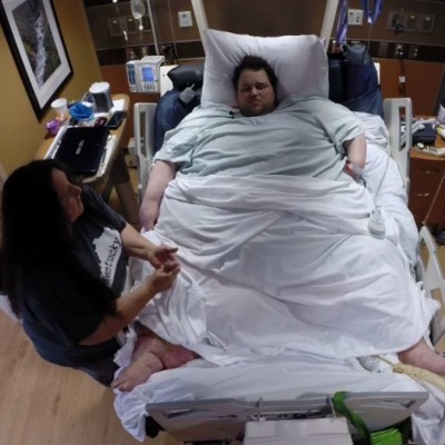  Hombre más obeso del mundo es trasladado a Guadalajara para operación