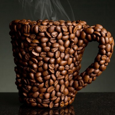  Una taza de café despierta la mente, no el cuerpo