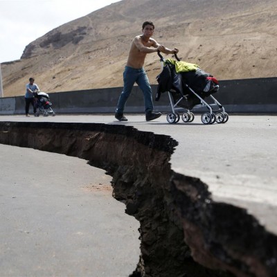  Científico iraní advierte de gran terremoto que partirá en dos a América