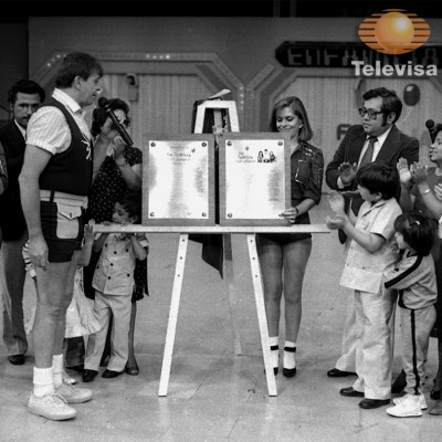  Adiós a ‘Chabelo’… ¿Y de dónde surgió la palabra “catafixia”?