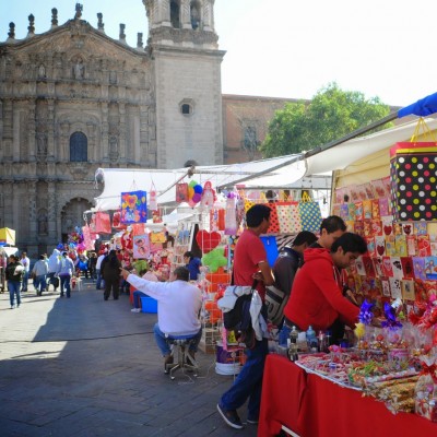  Ambulantaje, a falta de trabajos dignos y bien remunerados: Arzobispo