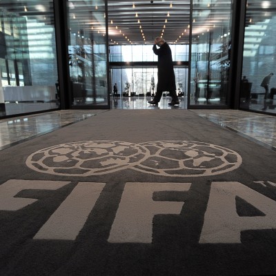  Anuncia FIFA 5 candidatos para suceder a Blatter