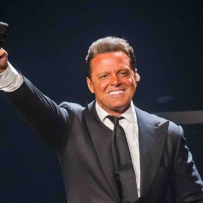  “¡No culpes a la lluvia!” Luis Miguel suspende concierto a 25 minutos de iniciarlo