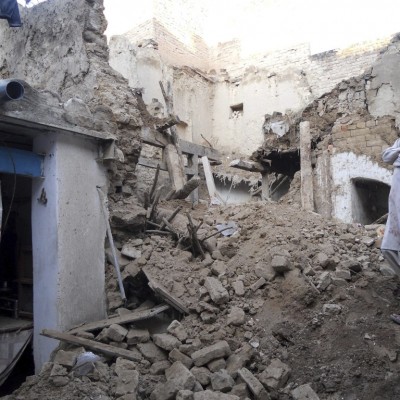  Casi 80 mil damnificados por terremoto en Afganistán