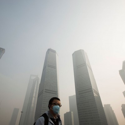  Pekín decreta la alerta de contaminación más grave del año
