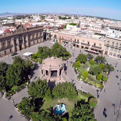  Gobierno mantendrá diálogo con ambulantes afectados; buscan solución permanente