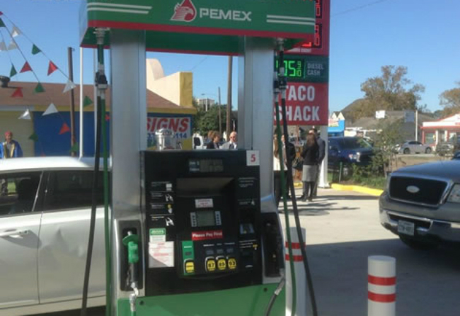 Abre primera gasolinera de Pemex en Houston - Astrolabio