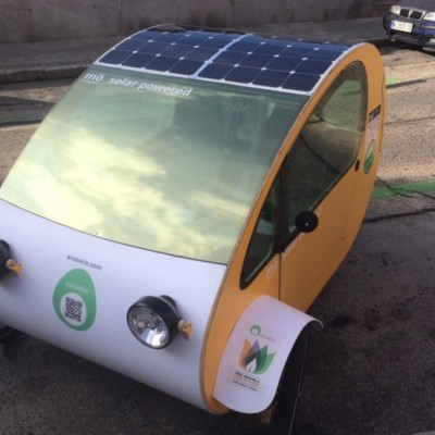  A la venta, primer vehículo solar del mundo