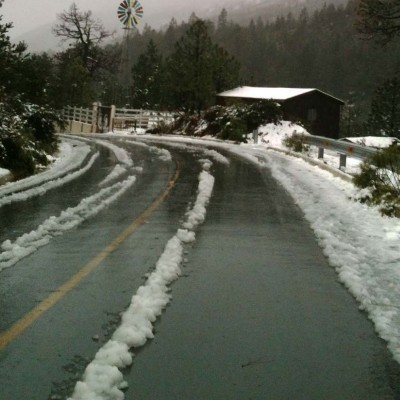  Intensa nevada obliga al cierre de carretera en Sonora