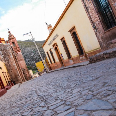  Ante cierre de Minera San Xavier, gobierno busca alternativas para reactivar desarrollo económico de CSP